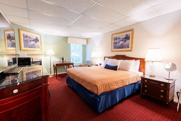 Fireside Inn and Suites Bangor image 5