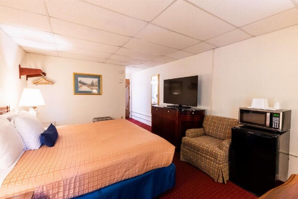 Fireside Inn and Suites Bangor image 8